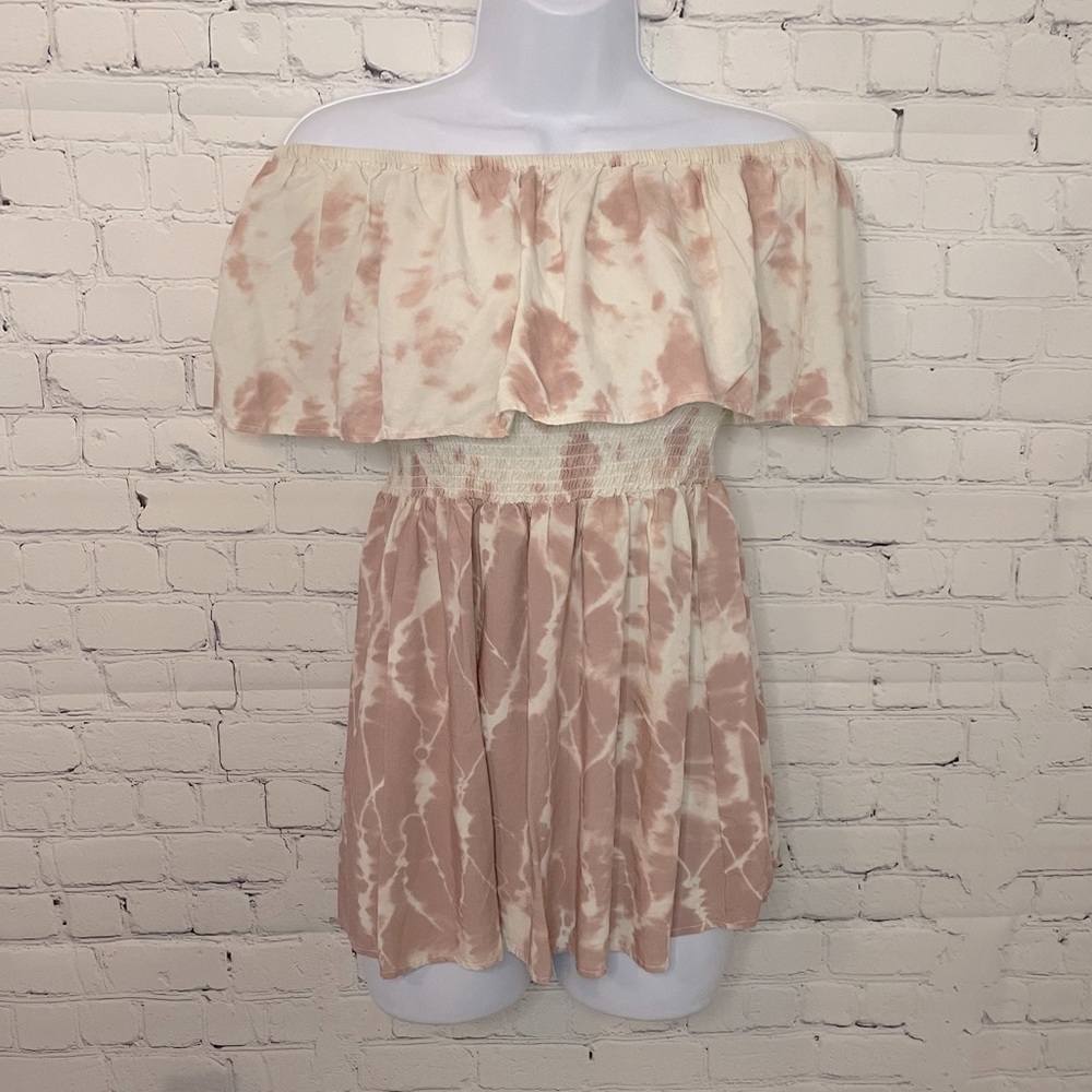 New Ocean Drive Off the Shoulder Tie Dye Top I’m Cream and Mauve Size M